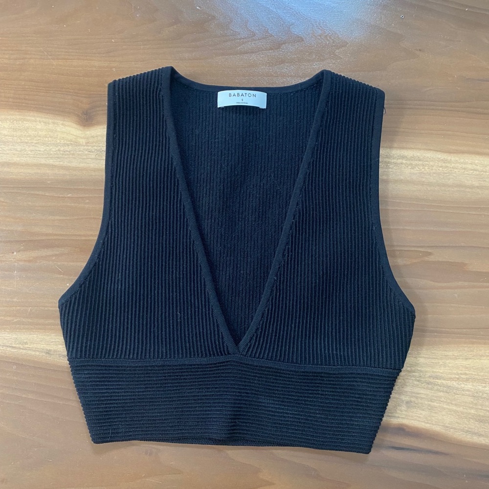 Babaton Black Ribbed Crop Top